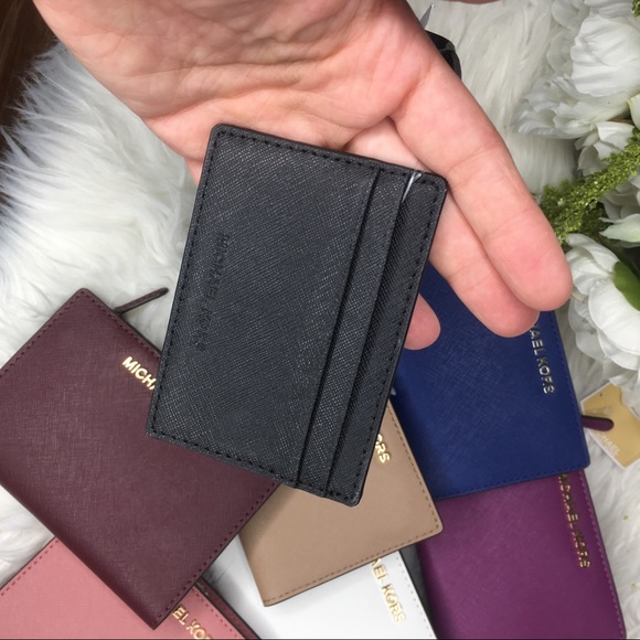 Michael Kors card case carryall wallet - Picture 6 of 9